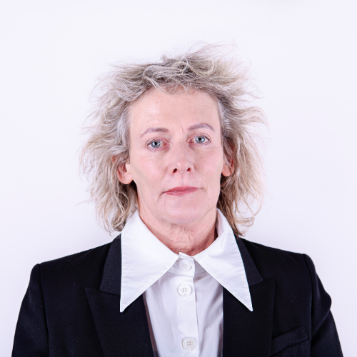 Louise van der Voort (Vincent Ward)