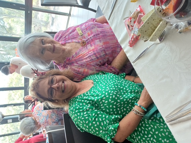 Kiama VIEW Club helps students through fundraising and freindship