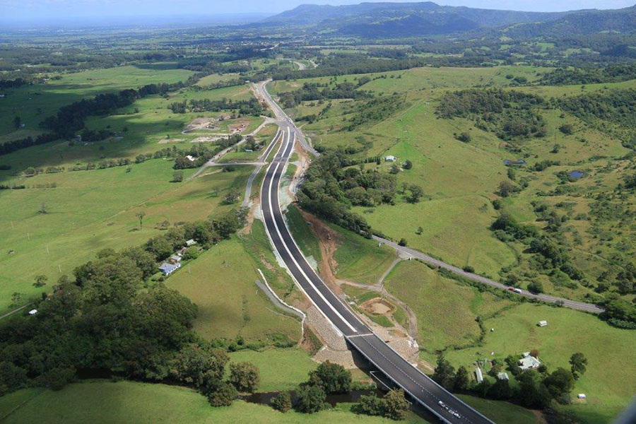 Heavy weekend traffic expected as families return from holidays