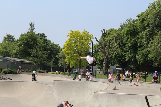 Onk offers free footy and skateboarding