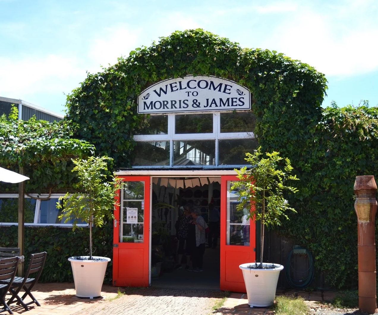 Morris & James Pottery to Close