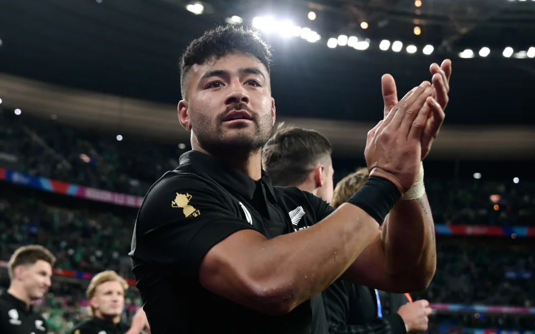 Former All Blacks star Richie Mo'unga returning to NZ