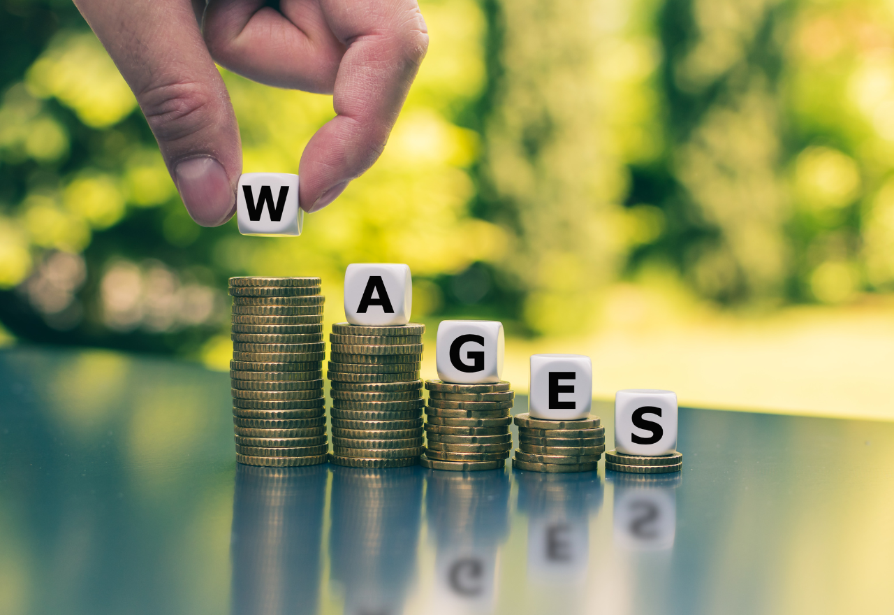 Wages rise 3.4% in the year to June 2025