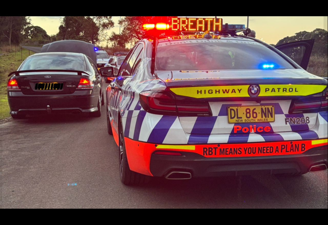 Unaccompanied Learner fails to stop leading police pursuit along Pacific Motorway at Byron Bay