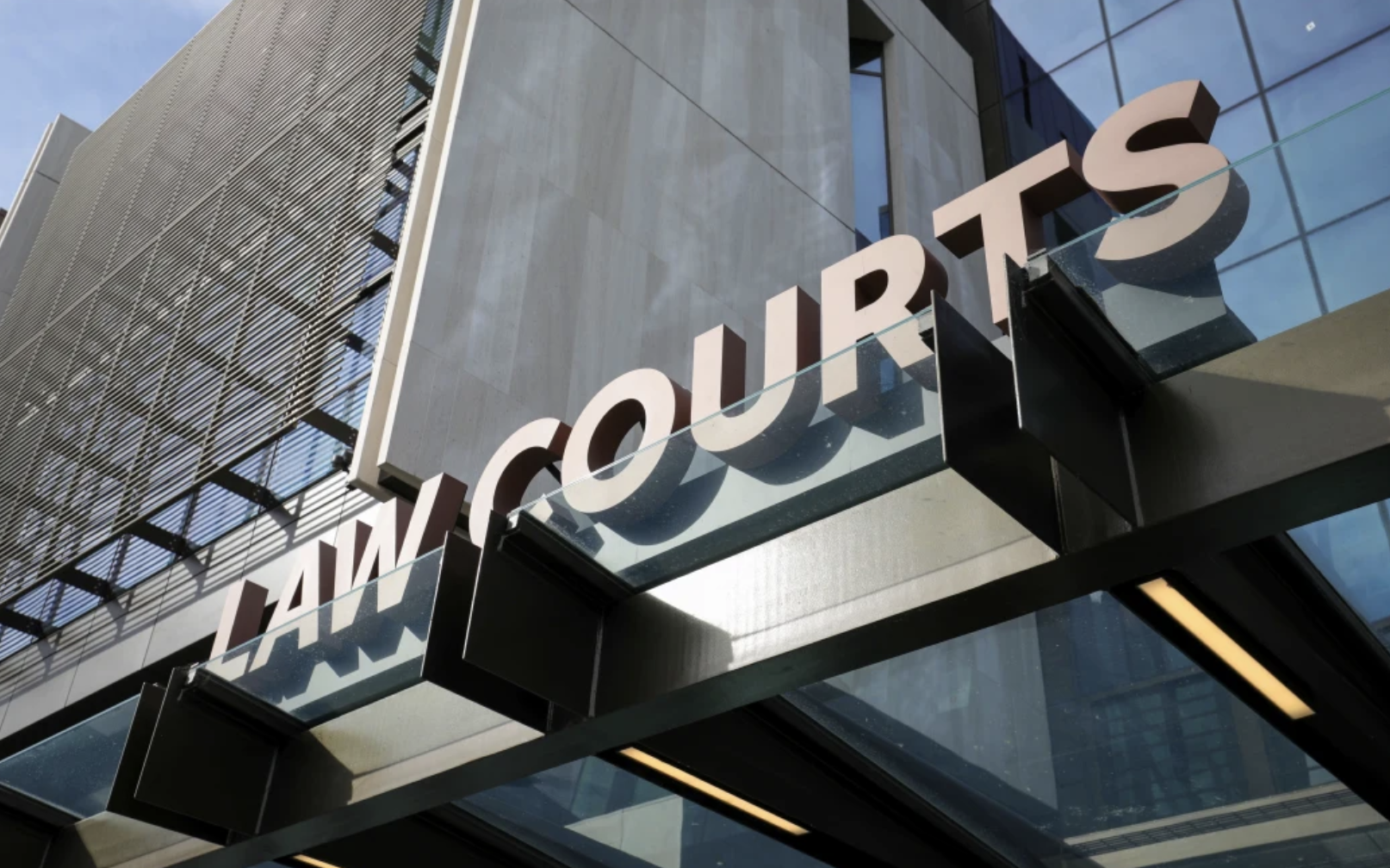 More charges laid in Wānaka couple's alleged fake cancer scam