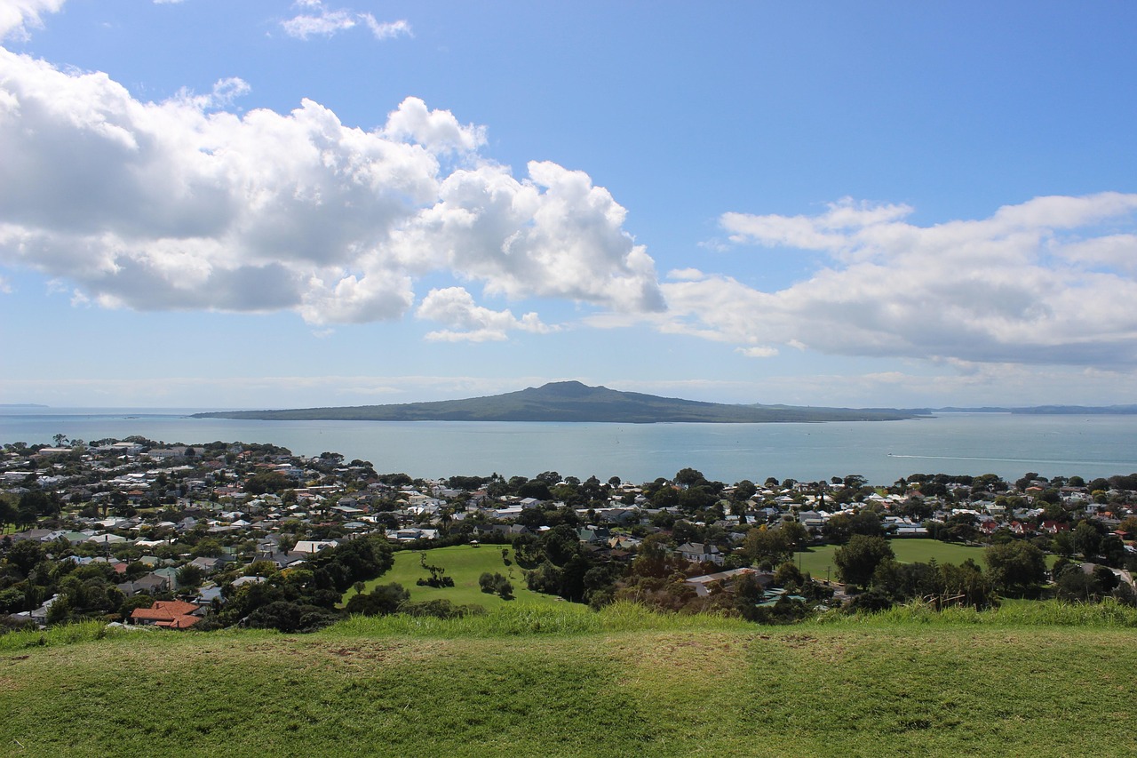 Rangitoto Still Hot Beneath the Surface