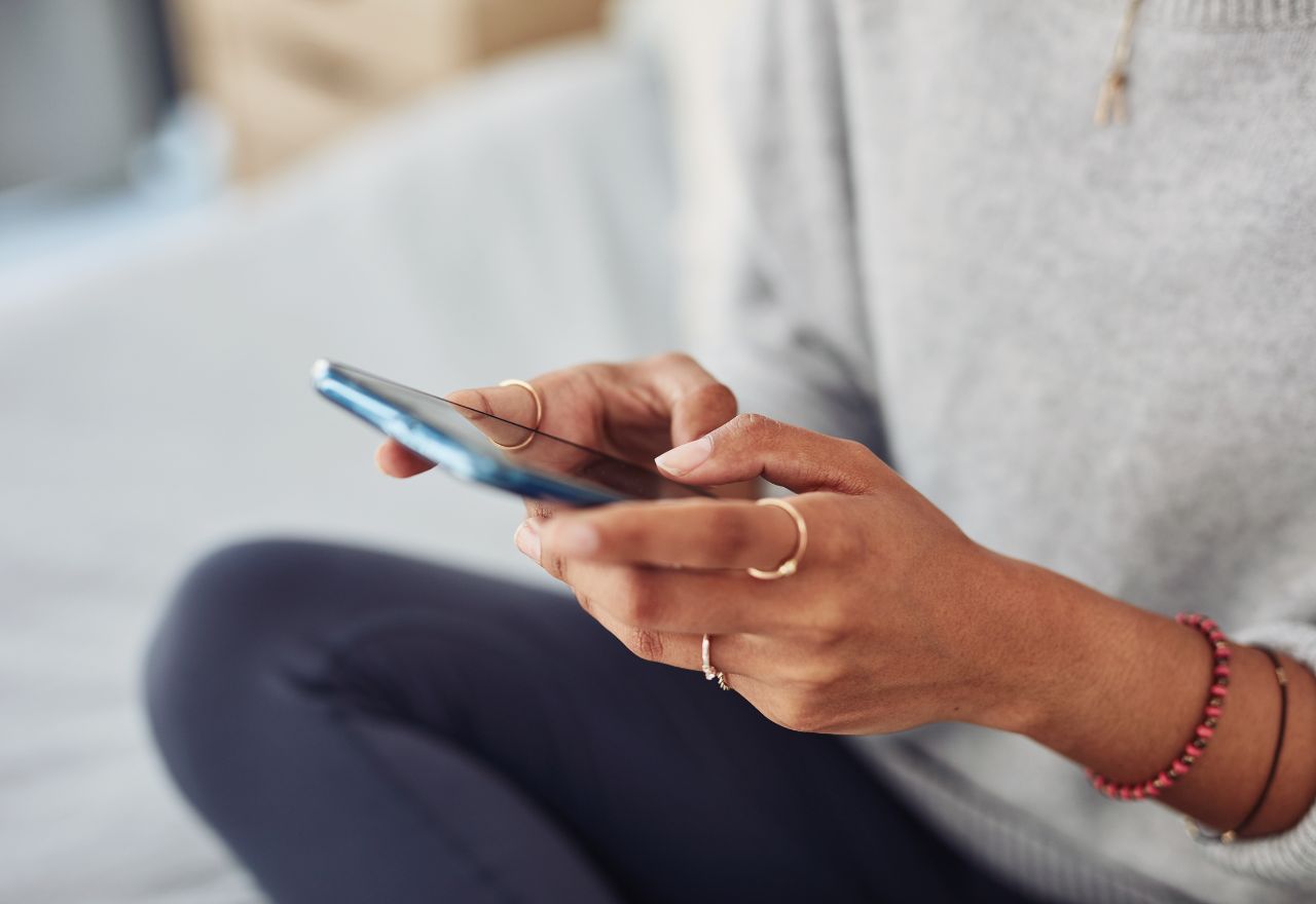 Ministry of Justice apologises after thousands sent texts about fines