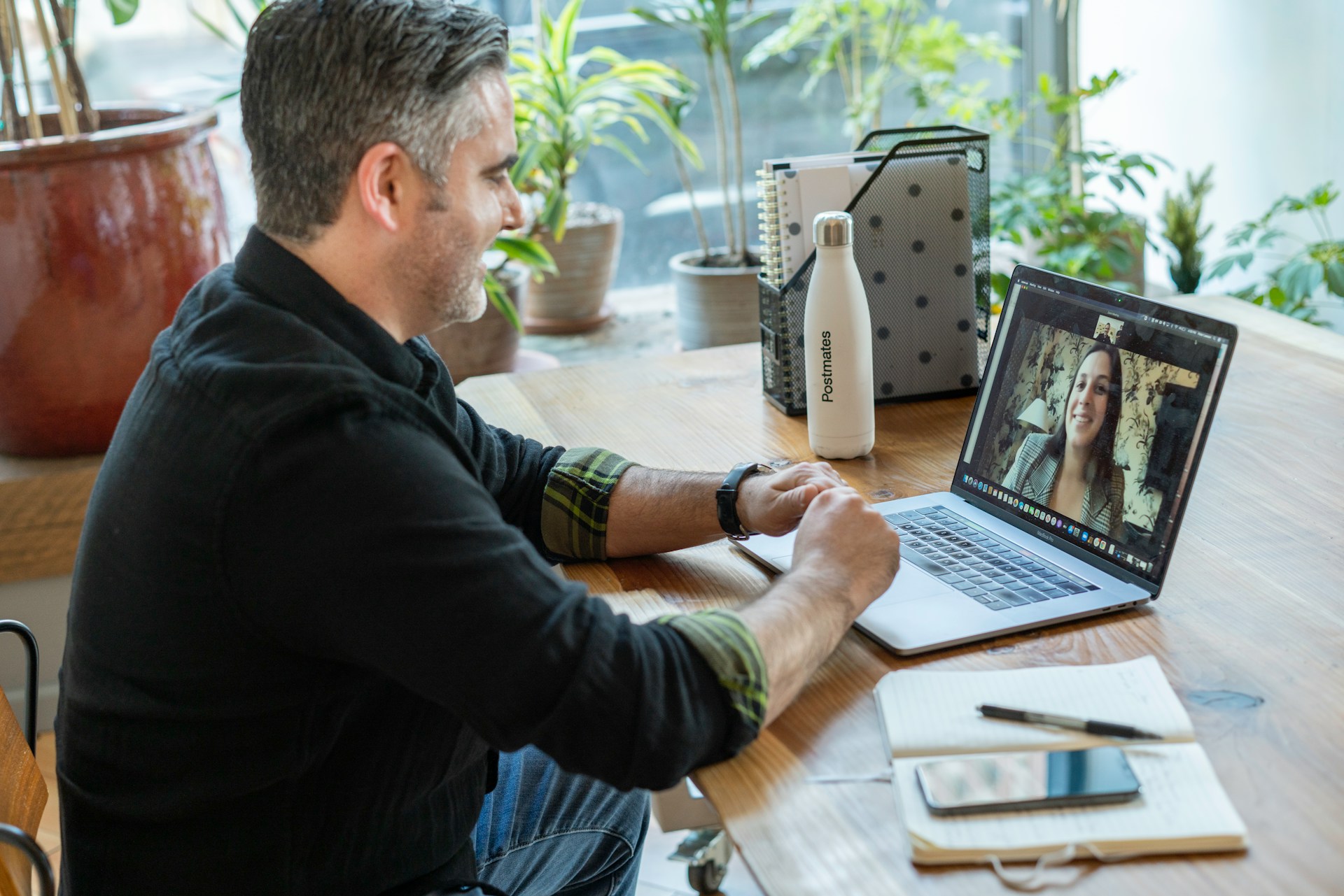 Kiwis Weigh Pay Against Work-Life Balance