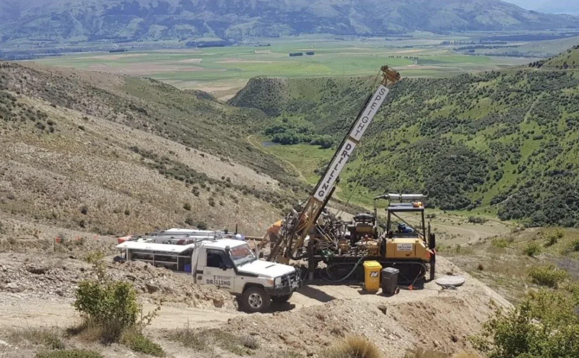 Councils split on mine secrecy deal