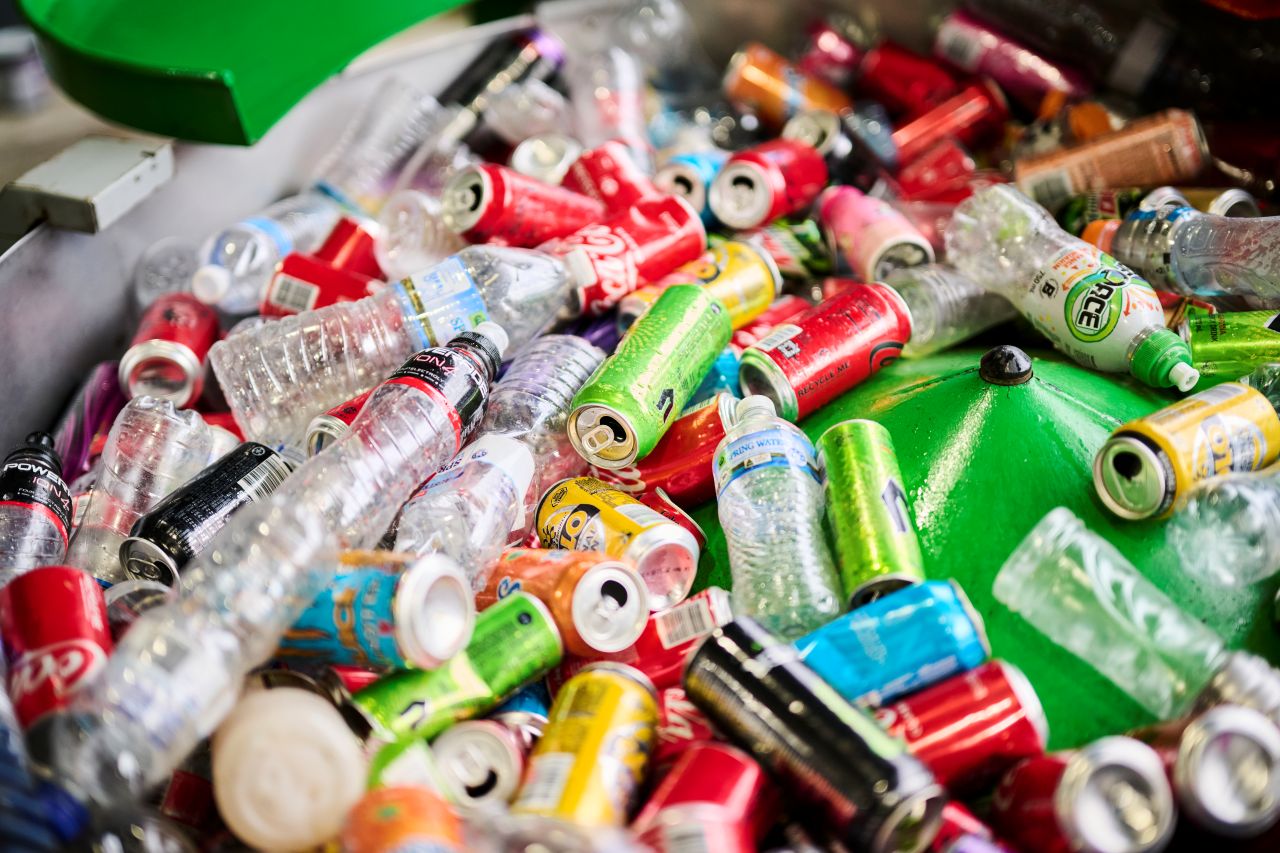Wine and spirit bottles added to recycling scheme