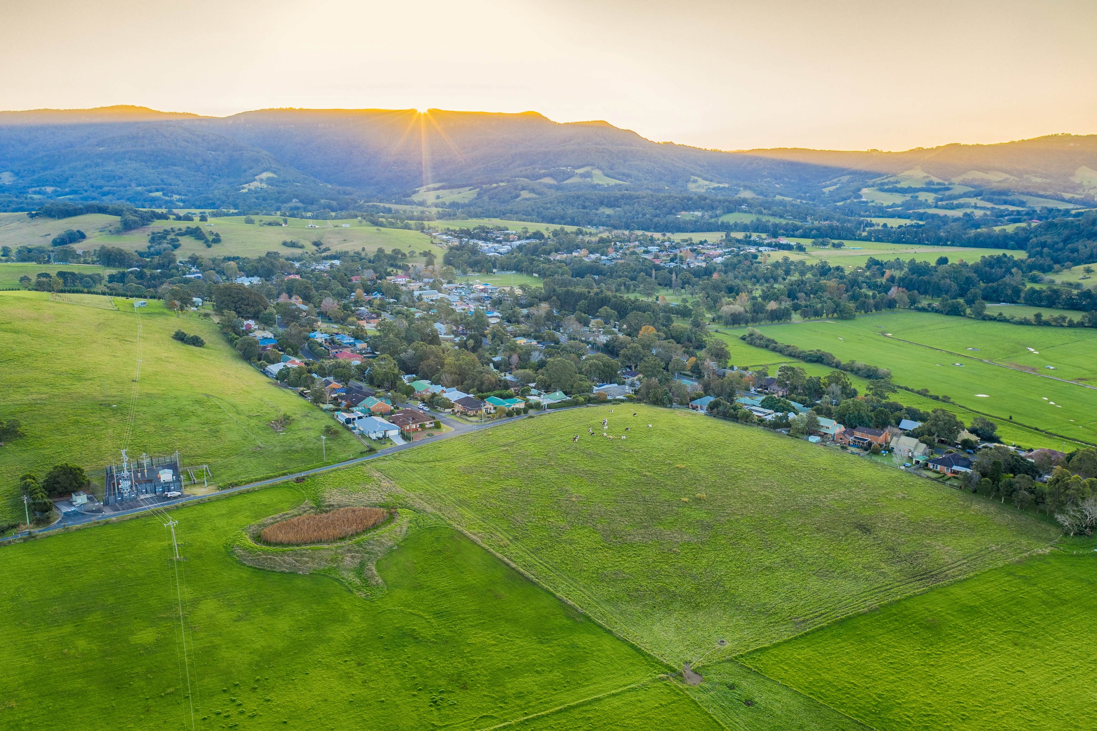 Red tape leaves Jamberoo high and dry