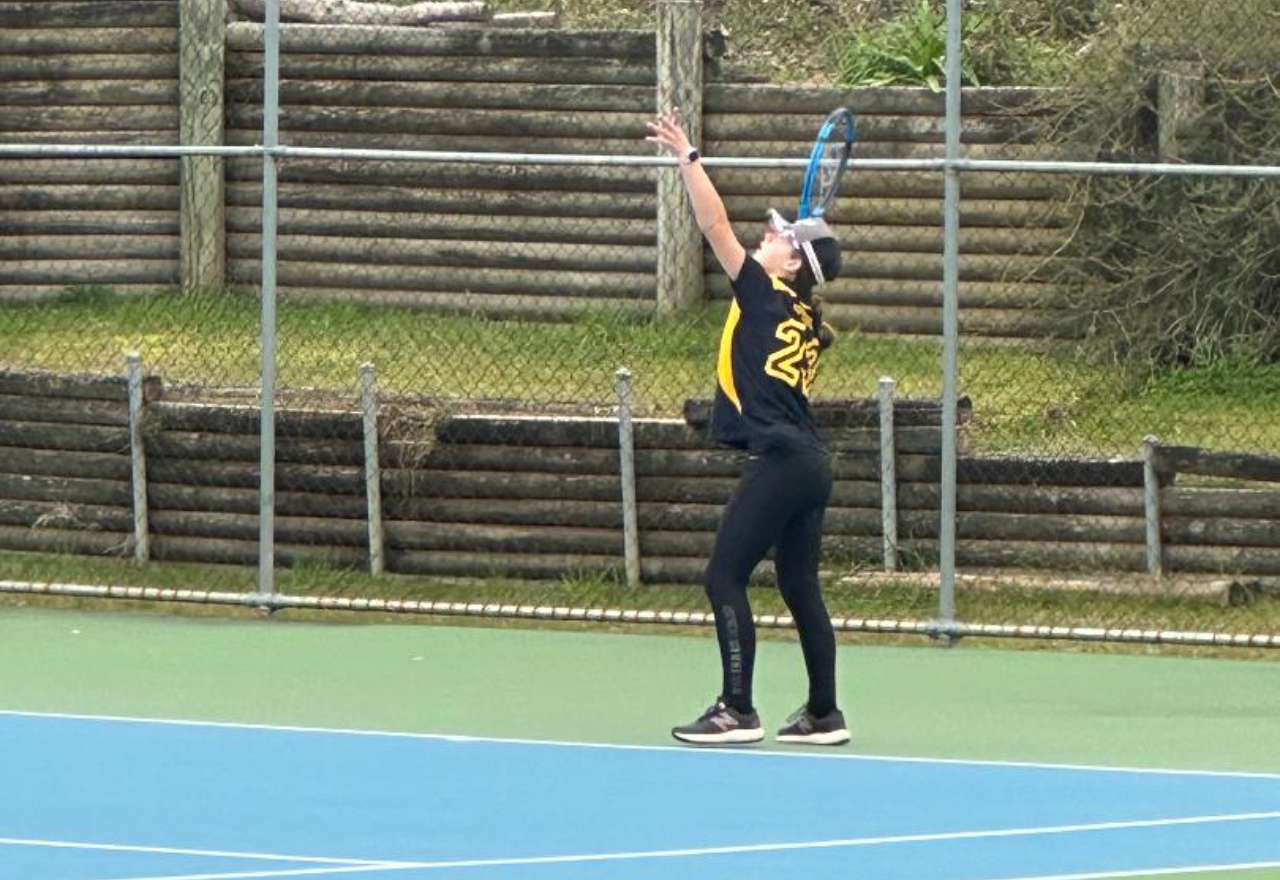 Bush kids not left behind in tennis