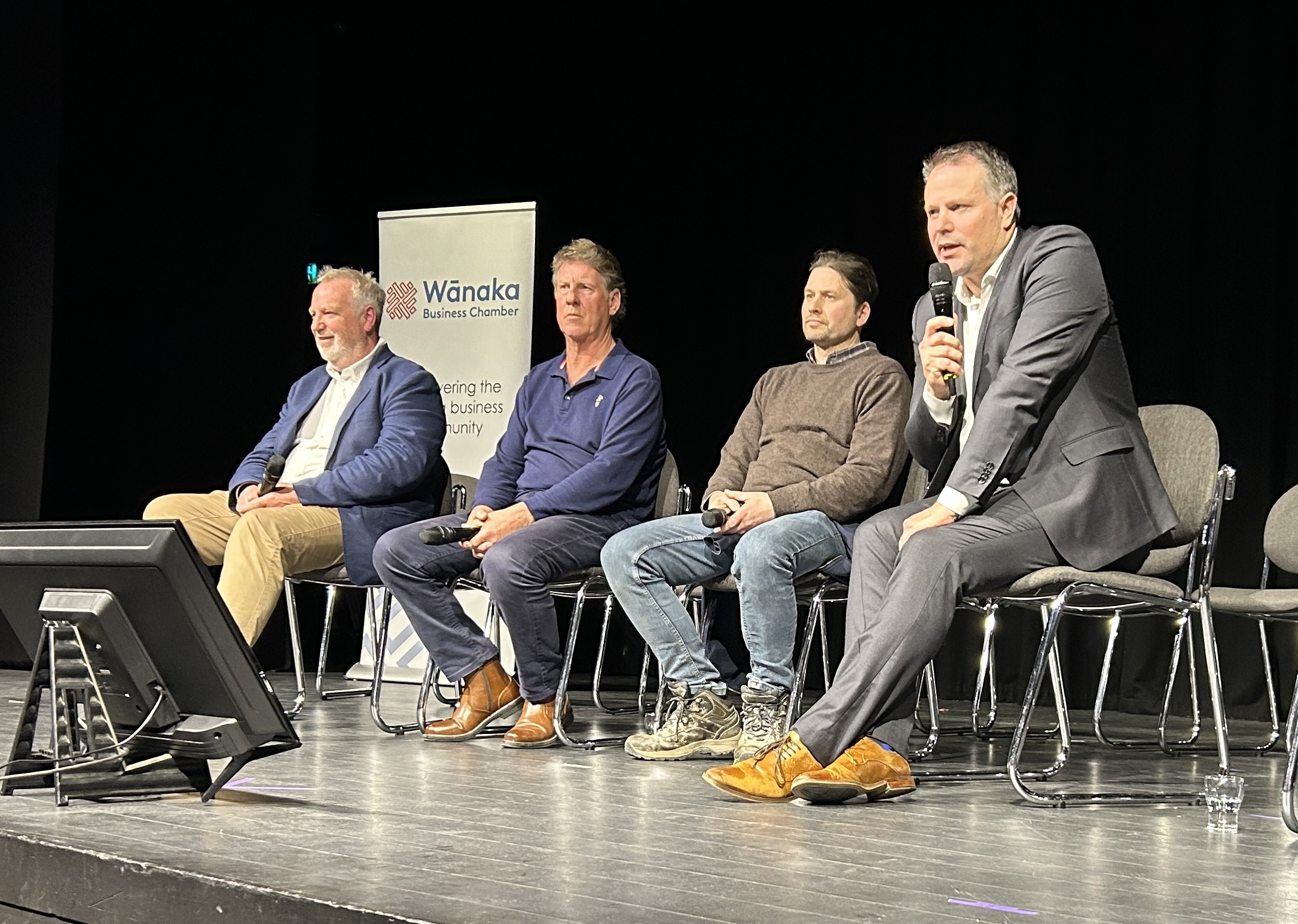 High rates, low trust: mayoral candidates go head to head 