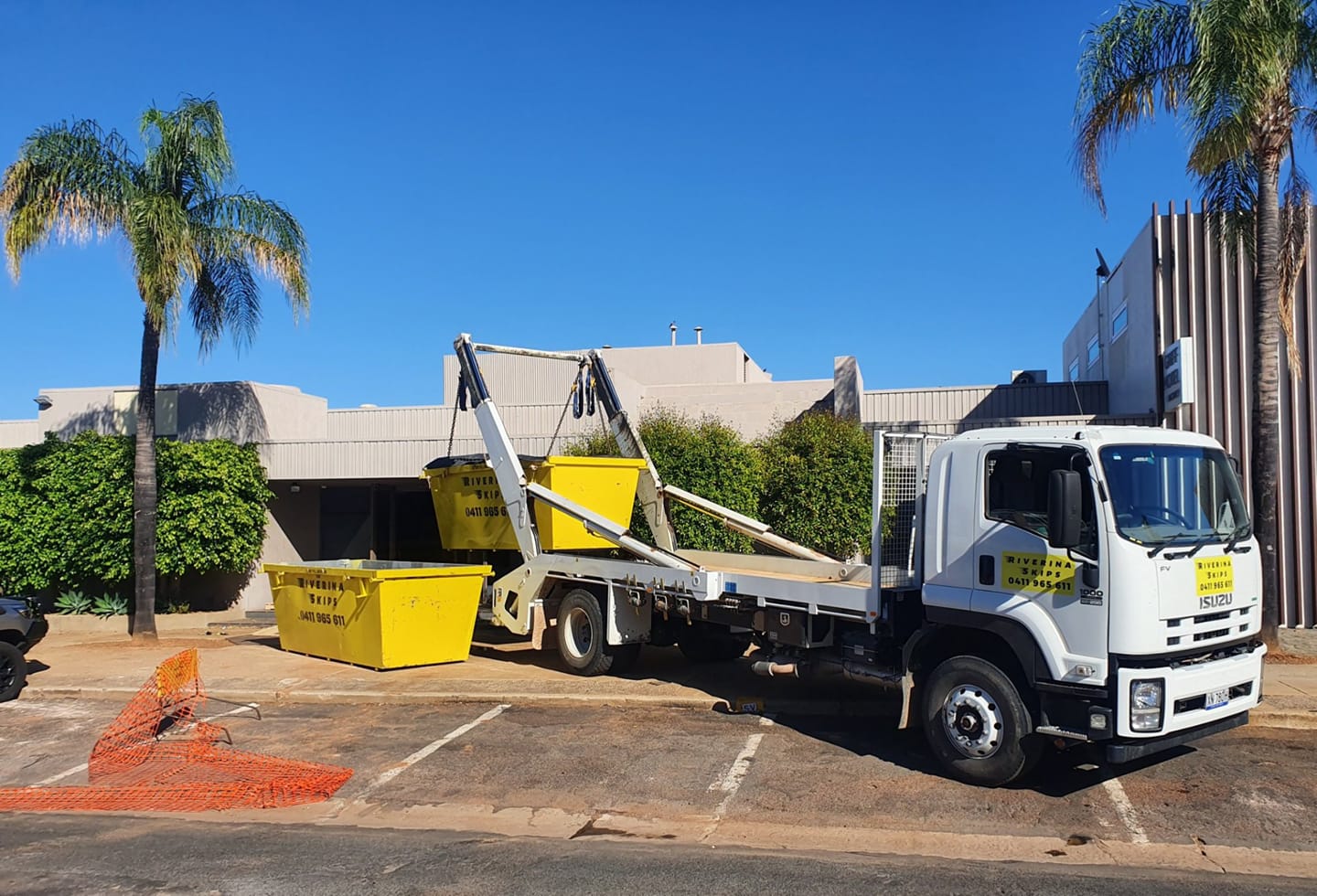 Griffith businessman turns rubbish cleanup into treasure hunt