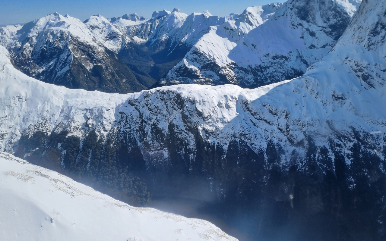 Avalanche damage delays opening of Milford Track